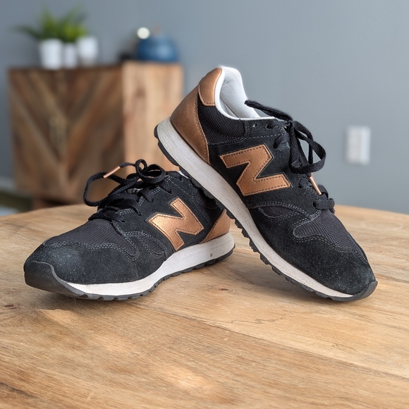 New Balance WL520SNC sneakers - Picture 1 of 8